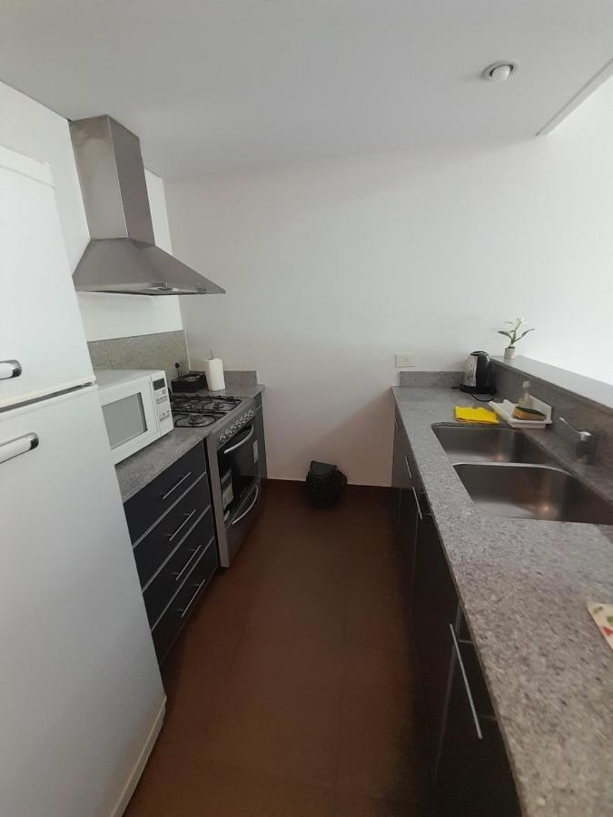 Departamento Centrico Plaza Alvarado Con Cochera Salta Esterno foto