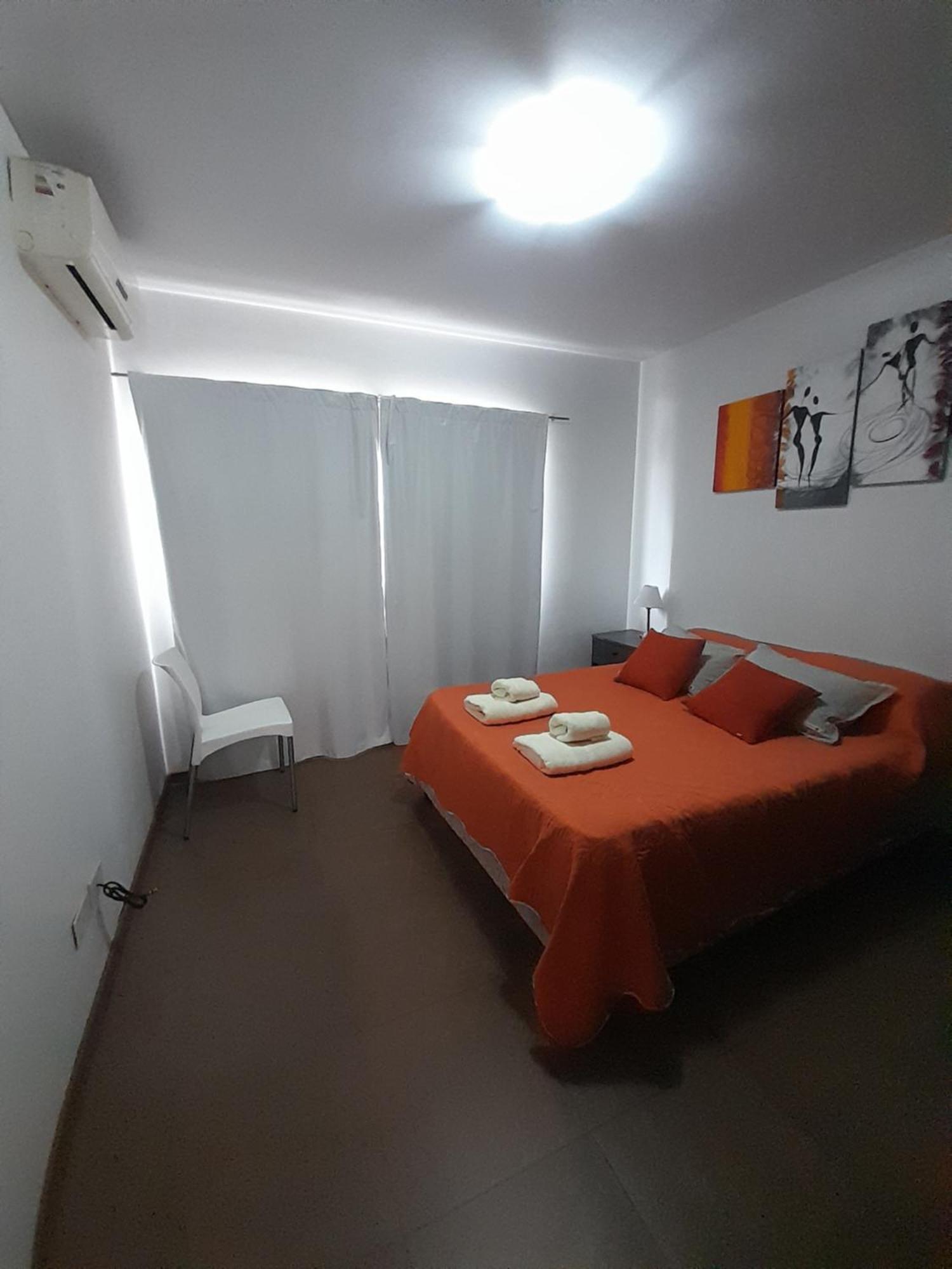 Departamento Centrico Plaza Alvarado Con Cochera Salta Esterno foto